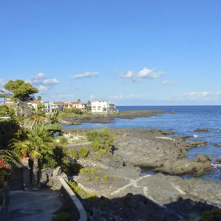 Sea View Terrace Apartment: Beachfront With Pool