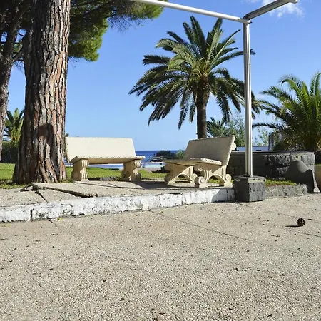 Sea View Terrace Apartment: Beachfront With Pool Apartment Giardini Naxos