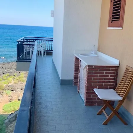 Sea View Terrace Apartment: Beachfront With Pool Apartment *